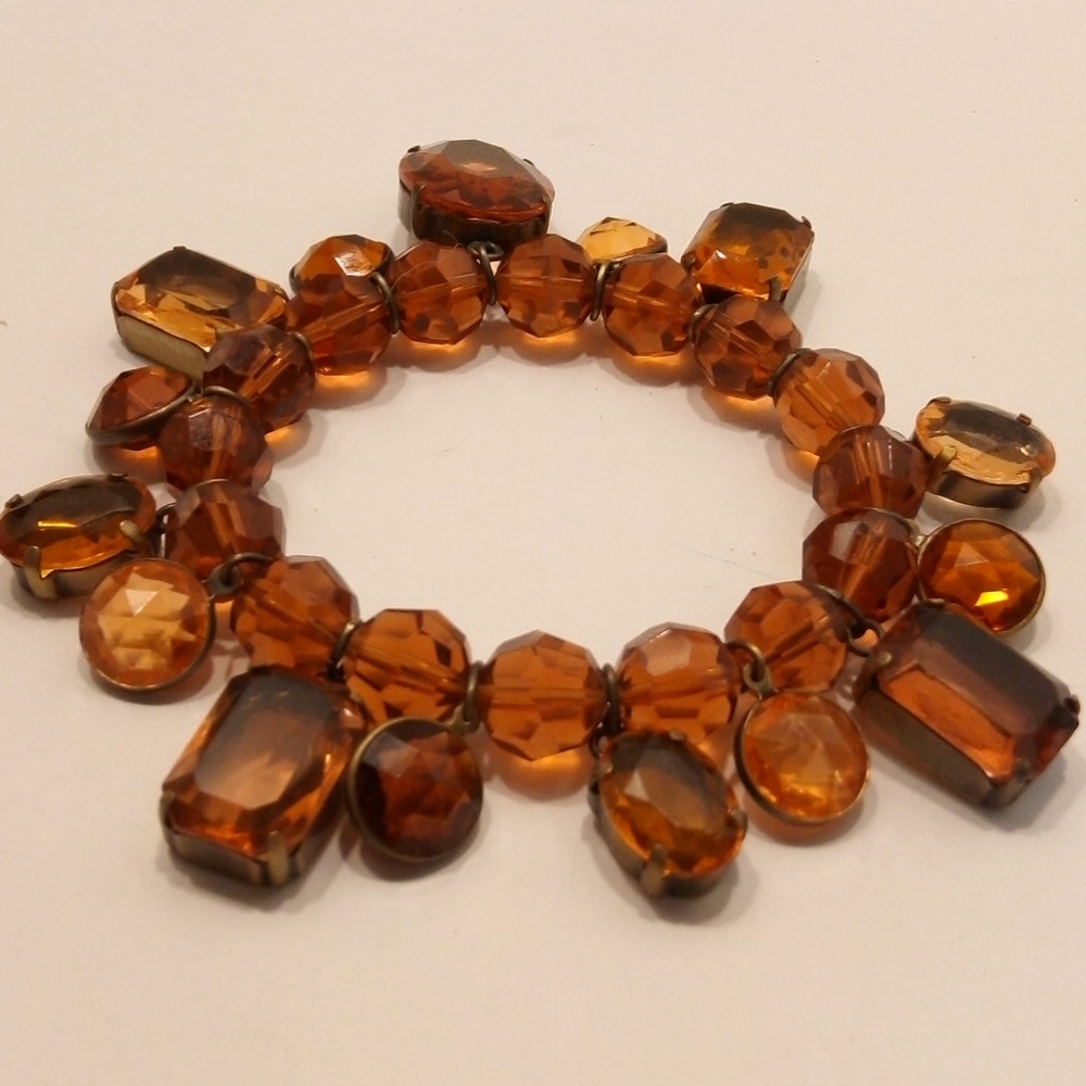 Vintage Sparking Amber Bead Charm Bracelet